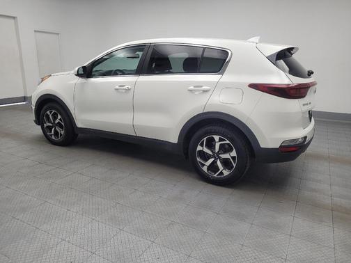 Snow White Pearl 2021 Kia Sportage LX