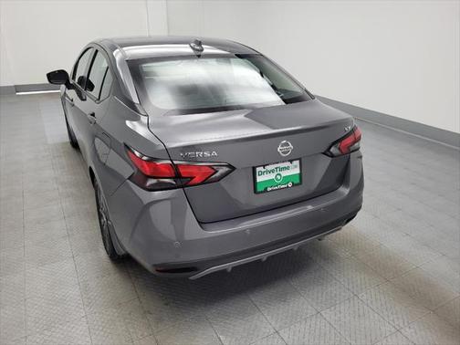 2021 Nissan Versa 1.6 SV