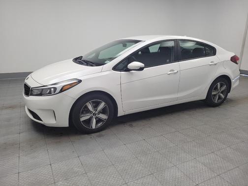 Snow White Pearl 2018 Kia Forte LX