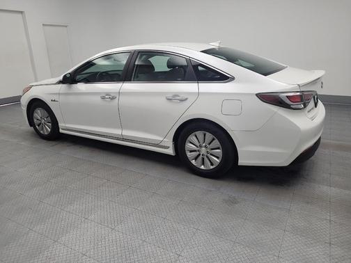 2016 Hyundai SONATA Hybrid SE