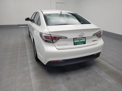 2016 Hyundai SONATA Hybrid SE