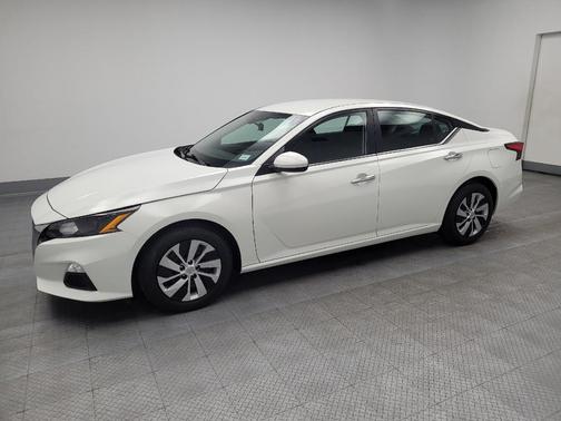 2022 Nissan Altima S FWD
