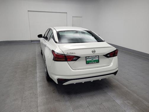 2022 Nissan Altima S FWD