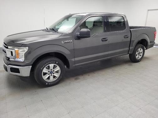 Gray 2018 Ford F-150 XLT