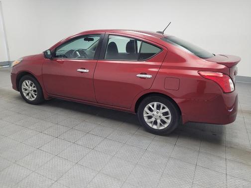 Cayenne Red 2018 Nissan Versa 1.6 SV