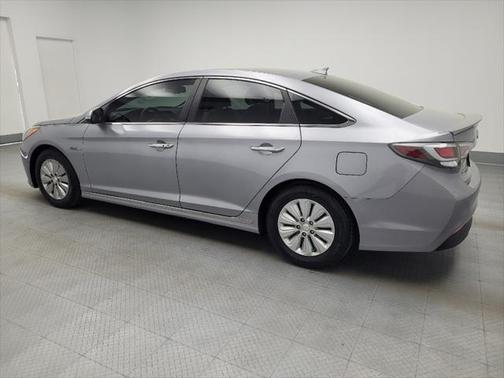 2016 Hyundai SONATA Hybrid SE