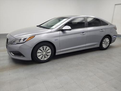 2016 Hyundai SONATA Hybrid SE