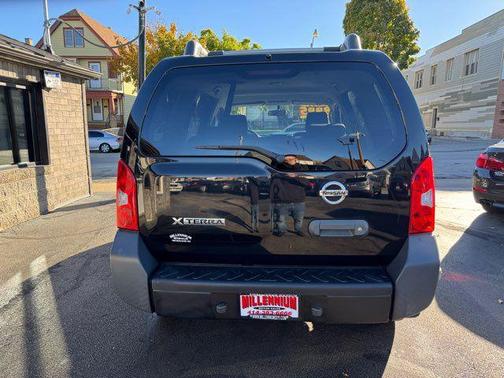 2011 Nissan Xterra S
