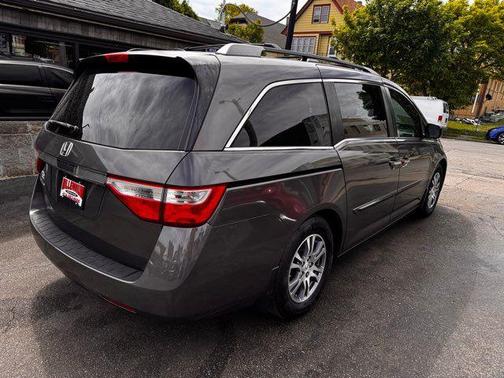 Gray 2012 Honda Odyssey EX-L