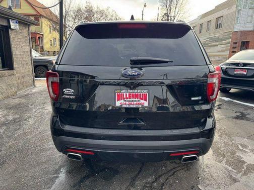 2016 Ford Explorer Sport