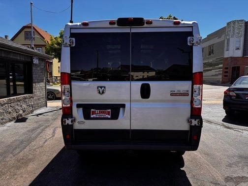 Bright Silver Metallic Clearcoat 2015 RAM ProMaster 1500 Low Roof
