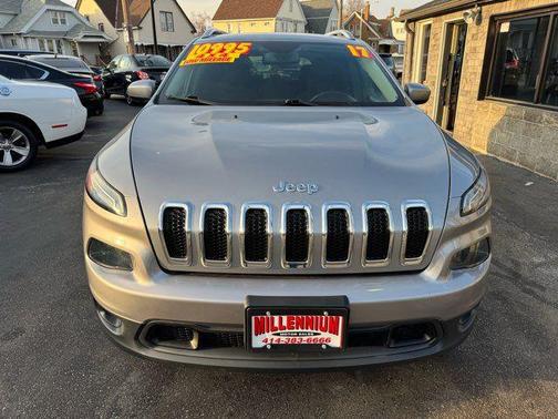 Billet Silver Metallic Clearcoat 2017 Jeep Cherokee Latitude