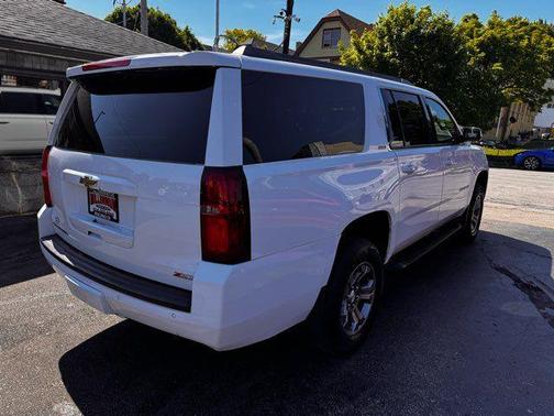 White 2017 Chevrolet Suburban LT