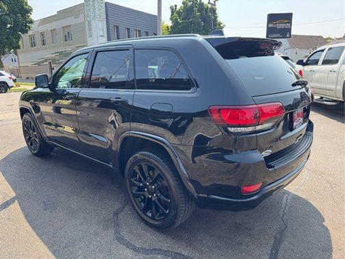 2018 Jeep Grand Cherokee Altitude