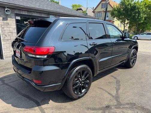 2018 Jeep Grand Cherokee Altitude