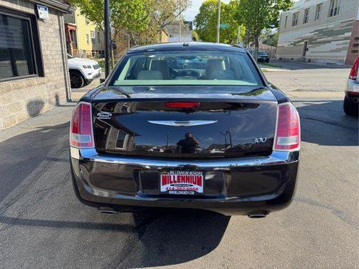 2013 Chrysler 300 S