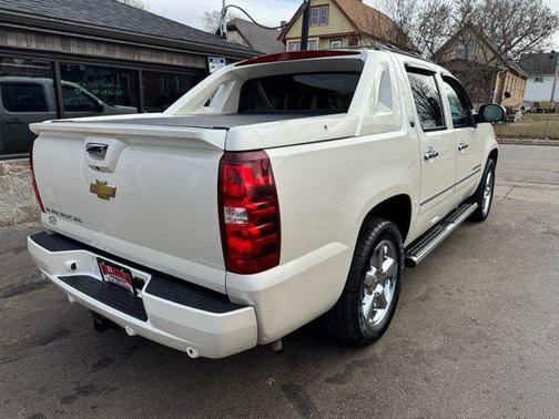 2013 Chevrolet Avalanche LTZ