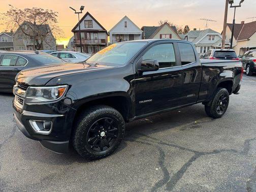 2017 Chevrolet Colorado LT