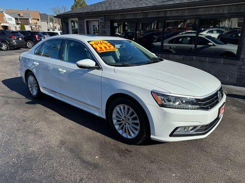 2016 Volkswagen Passat 1.8T SE