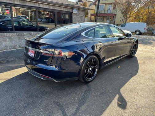 2013 Tesla Model S Performance