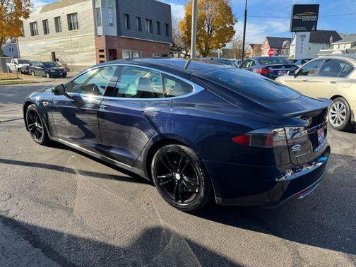 2013 Tesla Model S Performance