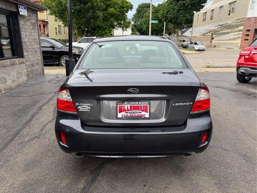 2009 Subaru Legacy Base