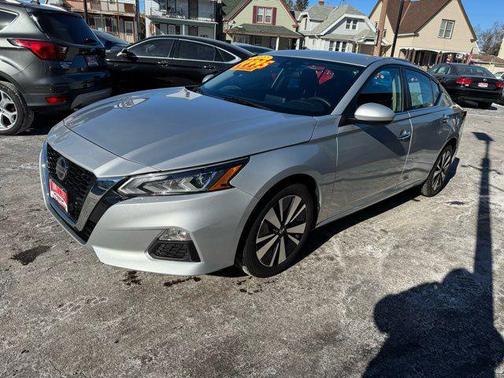 2022 Nissan Altima 2.5 SV