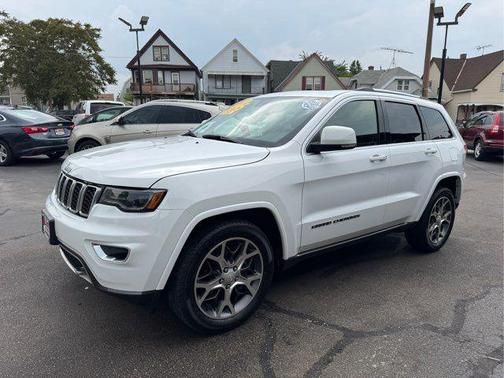 2018 Jeep Grand Cherokee Sterling Edition