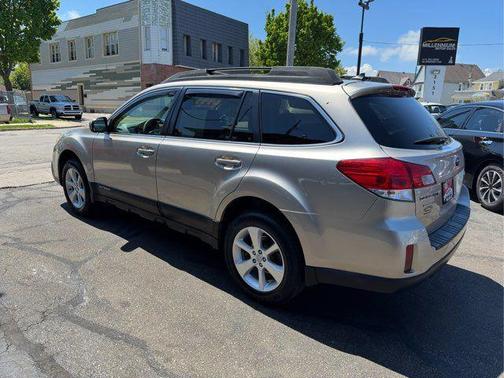 2014 Subaru Outback 2.5i Premium