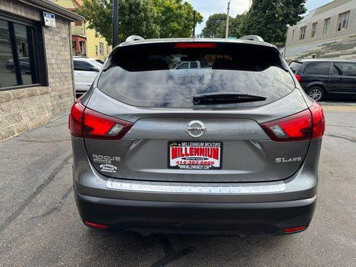 2017 Nissan Rogue Sport SL