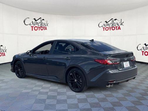Underground 2026 Toyota Camry SE