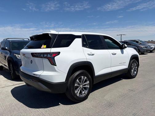 Summit White 2026 Chevrolet Equinox 1LT