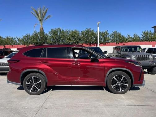 2021 Toyota Highlander XSE