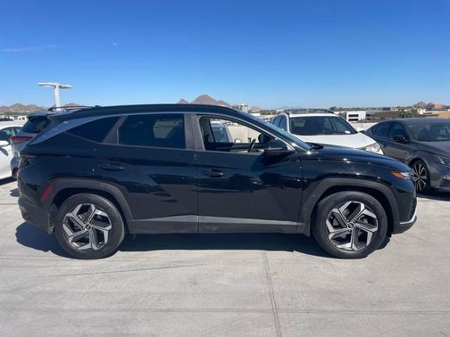 Phantom Black 2023 Hyundai TUCSON SEL