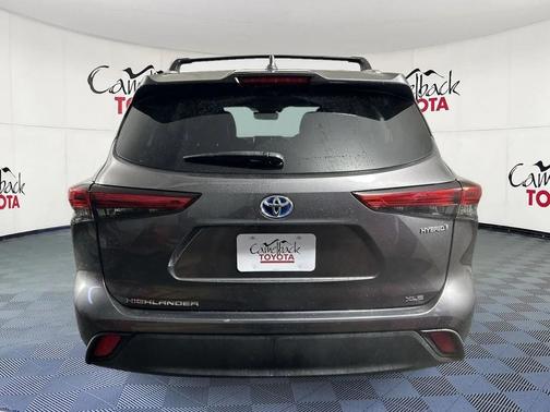 2021 Toyota Highlander Hybrid XLE