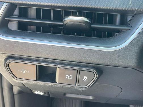 Snow White Pearl 2025 Kia K4 LXS