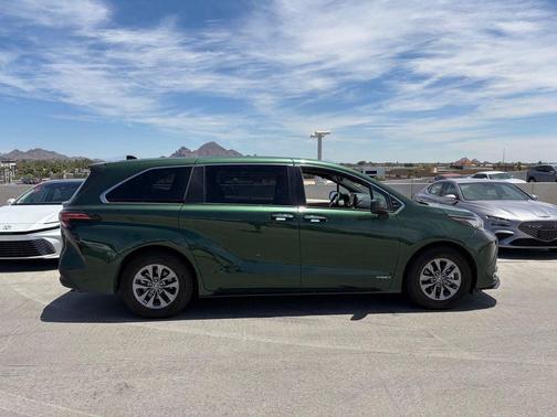 Cypress 2021 Toyota Sienna XLE