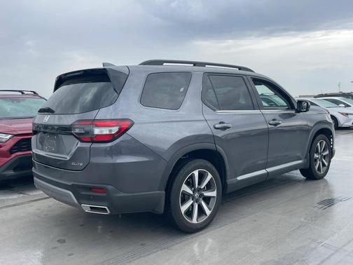2025 Honda Pilot Elite