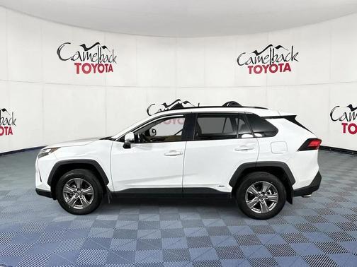 2025 Toyota RAV4 Hybrid XLE