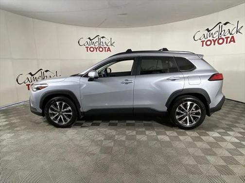 2025 Toyota Corolla Cross XLE