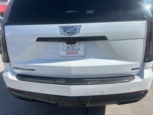 Crystal White Tricoat 2025 Cadillac Escalade Sport