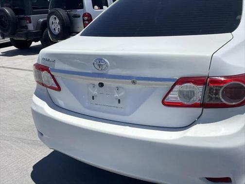 2011 Toyota Corolla LE