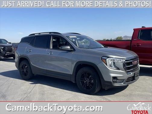 2023 GMC Terrain AWD AT4
