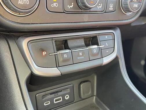 2023 GMC Terrain AWD AT4