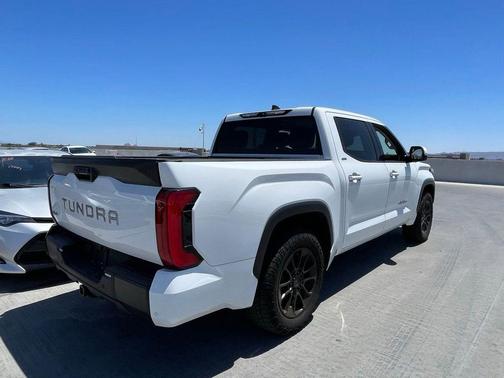 Ice Cap 2023 Toyota Tundra SR5