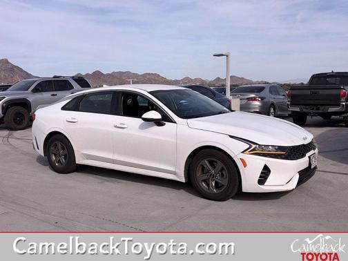 Glacial White Pearl 2023 Kia K5 LXS