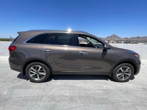 Dragon Brown 2019 Kia Sorento EX