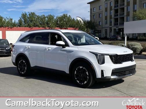 2024 Kia Sorento S