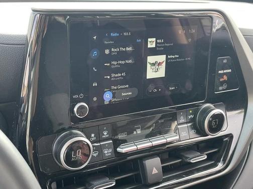 2025 Toyota Highlander LE