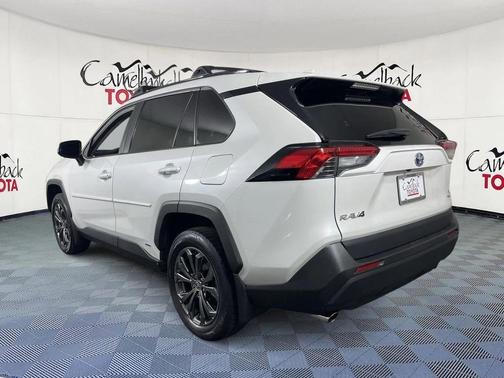2023 Toyota RAV4 Hybrid XLE Premium